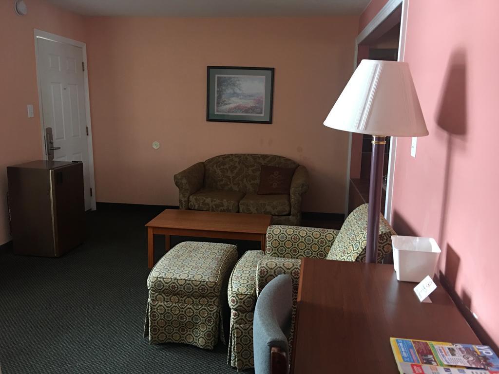 Maple Leaf Motel New Milford Extérieur photo