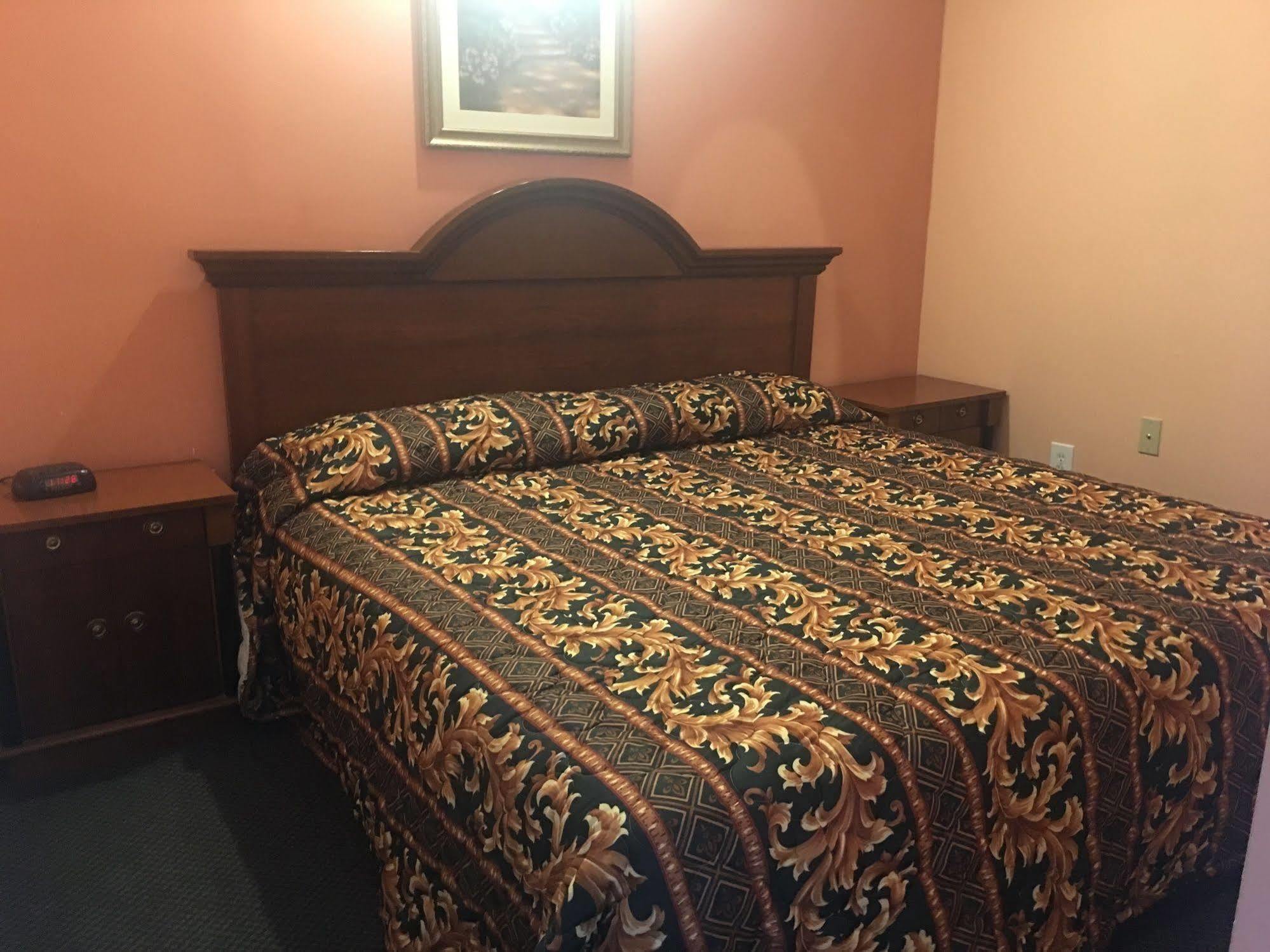 Maple Leaf Motel New Milford Extérieur photo